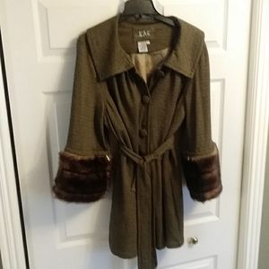 Fall Jacket with belt and Faux Fur